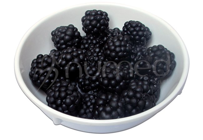 Blackberries, raw, in melamine bowl